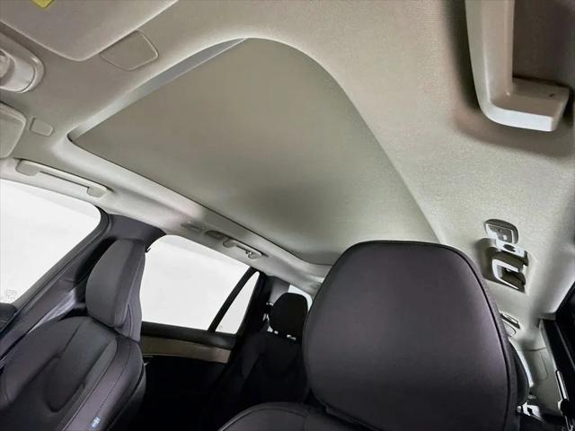2026 Volvo XC90 Plus, B6 AWD Gas (mild hybrid), Gasoline, Bright, 7 Seats