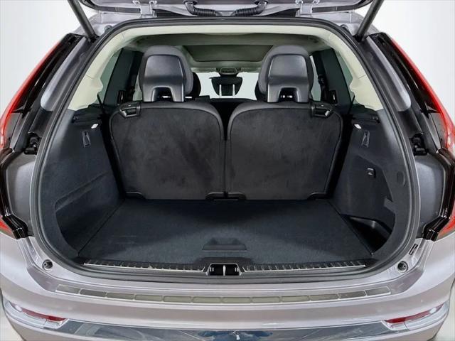 2026 Volvo XC90 Plus, B6 AWD Gas (mild hybrid), Gasoline, Bright, 7 Seats