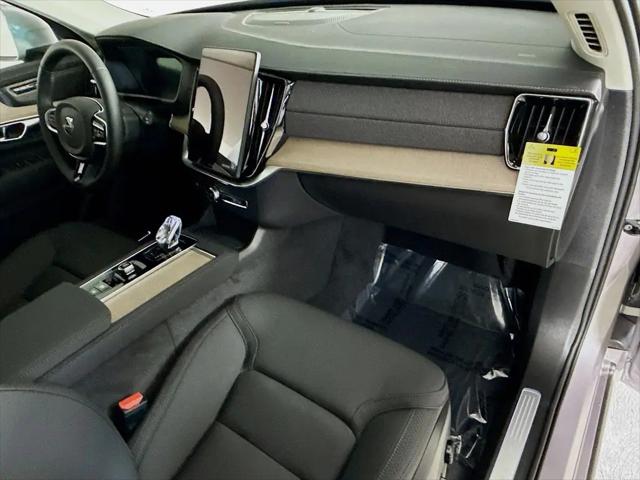 2026 Volvo XC90 Plus, B6 AWD Gas (mild hybrid), Gasoline, Bright, 7 Seats