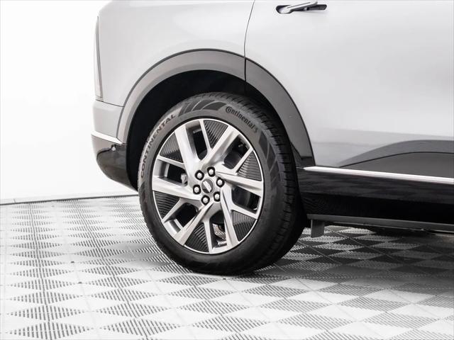2026 Cadillac iQ Luxury