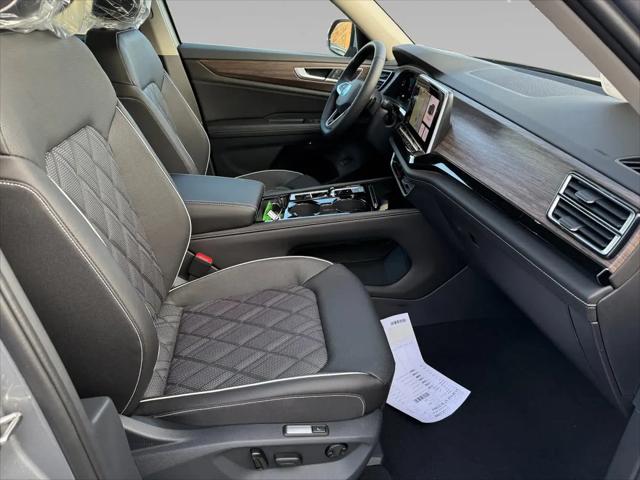 2026 Volkswagen Atlas SEL Premium R-Line