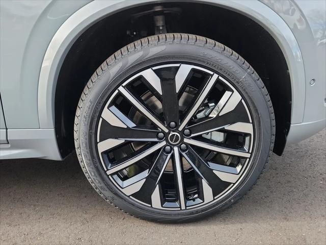2026 Volvo XC90 Ultra, B6 AWD Gas (mild hybrid), Gasoline, Bright, 7 Seats
