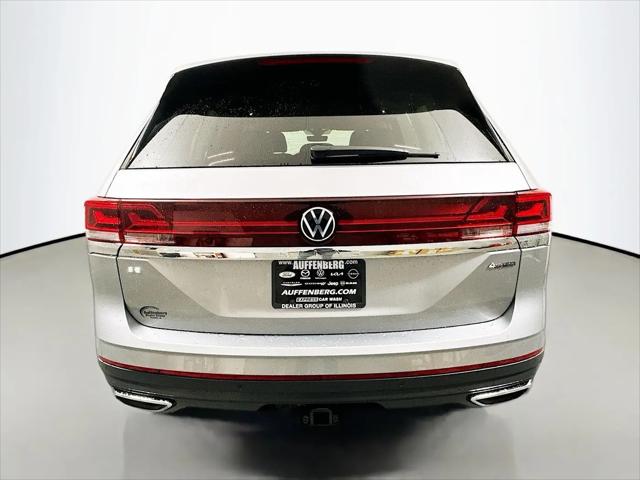 2026 Volkswagen Atlas SE with Technology