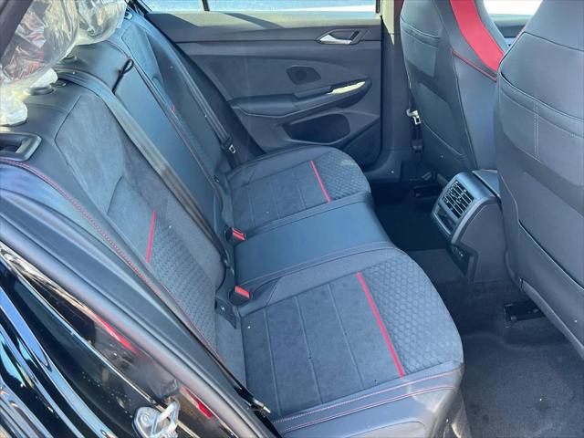 2026 Volkswagen Golf GTI SE