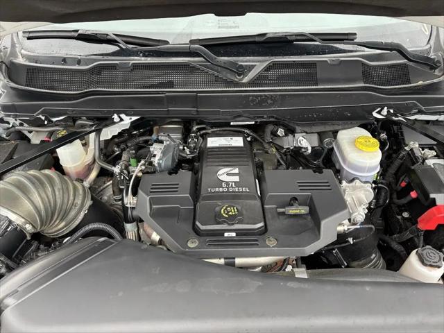 2024 Ram 3500 Tradesman Crew Cab 4x4 6'4" Box
