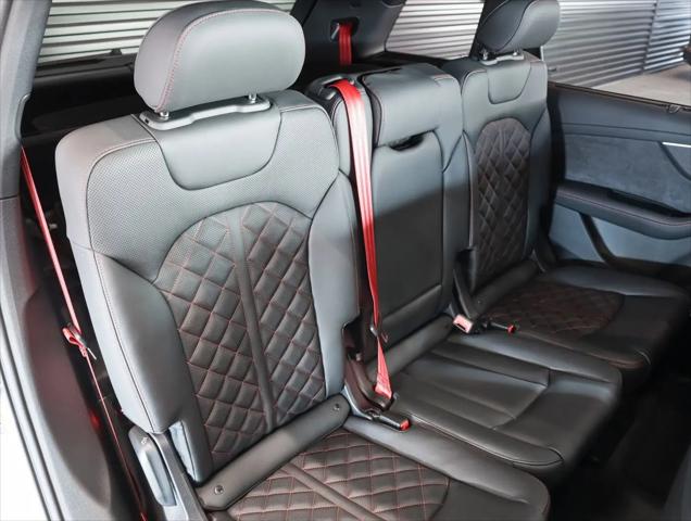 2026 Audi Q7 Prestige TFSI quattro tiptronic