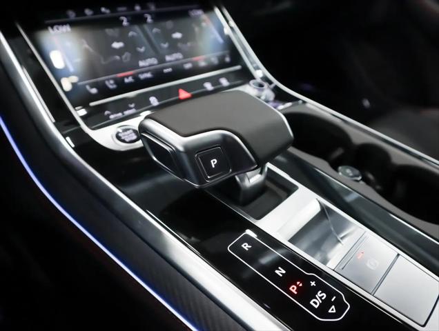 2026 Audi Q7 Prestige TFSI quattro tiptronic