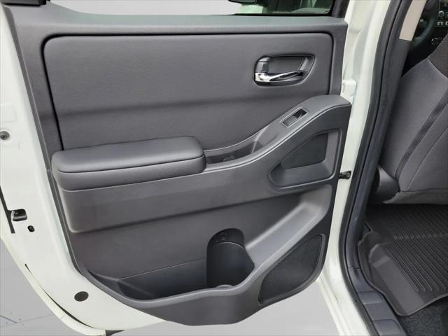 2026 Nissan Frontier Crew Cab SV 4x2