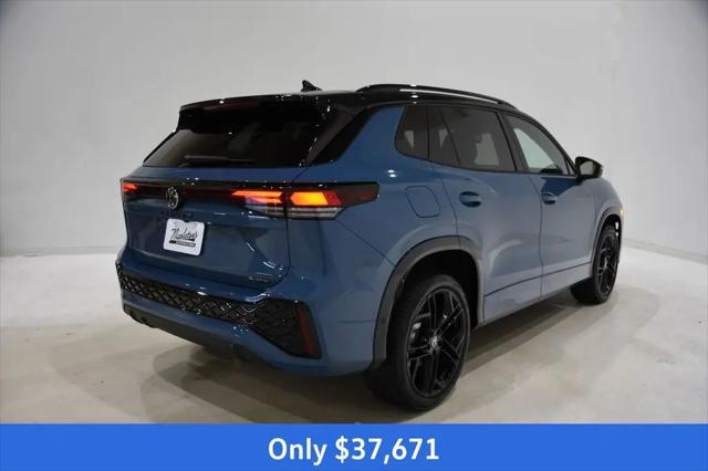 2026 Volkswagen Tiguan SE R-Line Black