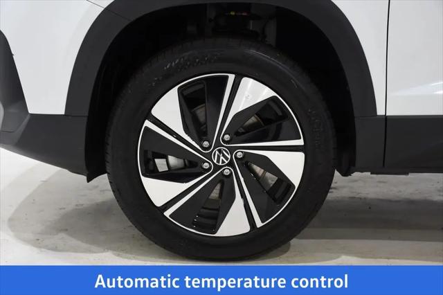 2026 Volkswagen Taos SE