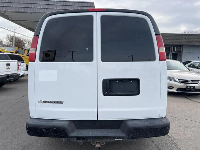 2015 Chevrolet Express LS