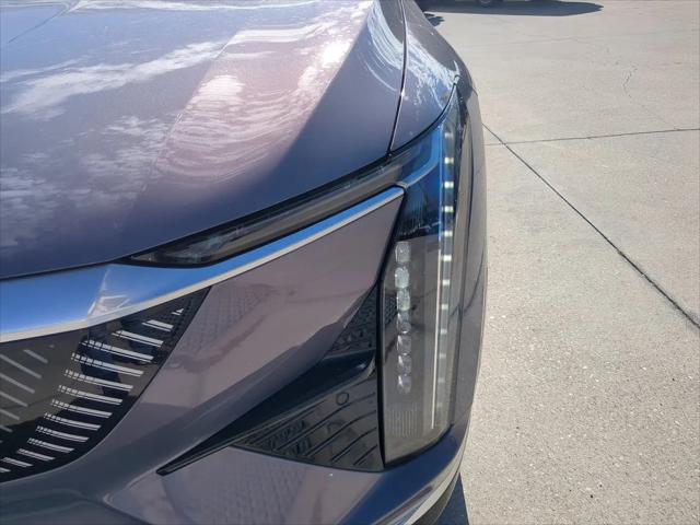 2026 Cadillac iQ Luxury