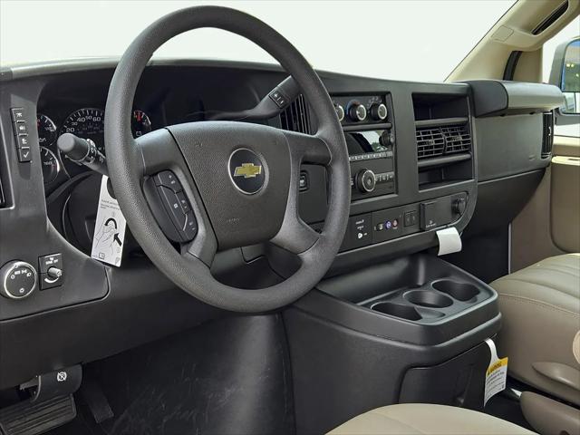 2025 Chevrolet Express Cargo Van RWD 2500 Regular Wheelbase WT