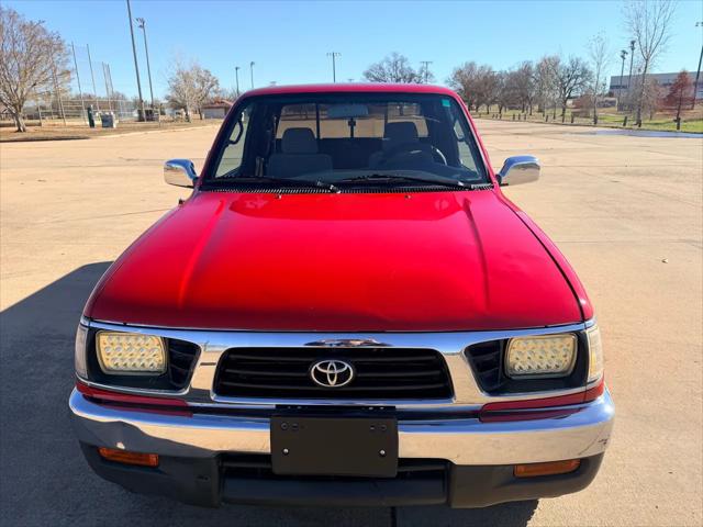 1997 Toyota Tacoma Base SR5 V6