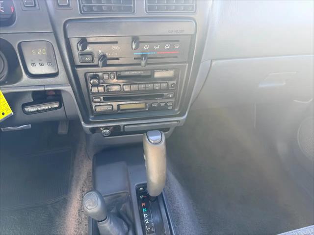 1997 Toyota Tacoma Base SR5 V6