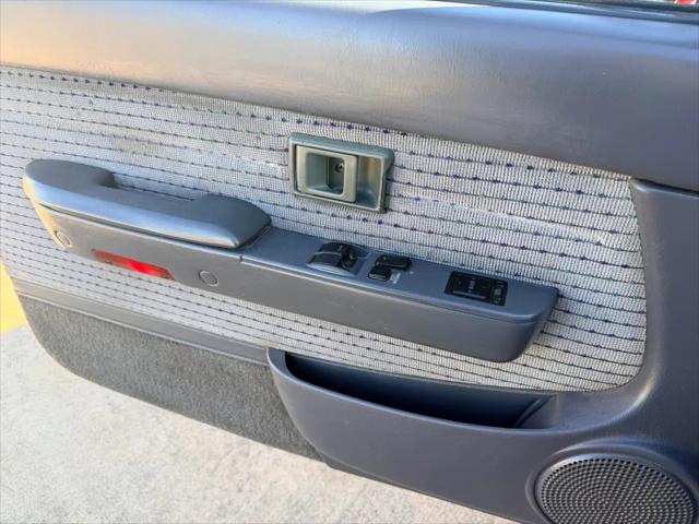 1997 Toyota Tacoma Base SR5 V6