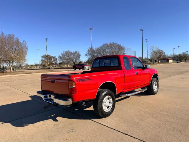 1997 Toyota Tacoma Base SR5 V6