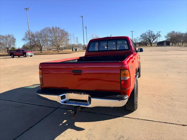 1997 Toyota Tacoma Base SR5 V6