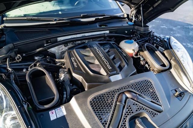 2018 Porsche Macan Turbo