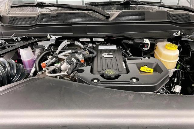 2026 Ram 3500 Big Horn Crew Cab 4x4 8 Box