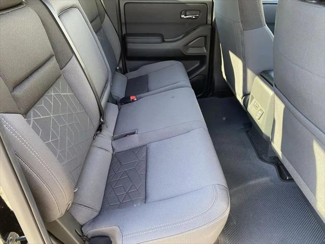 2026 Nissan Frontier Crew Cab SV 4x2