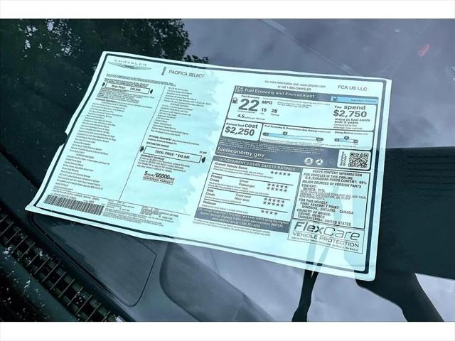 2026 Chrysler Pacifica Select