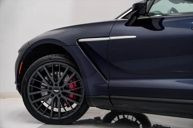 2021 Aston Martin DBX Standard