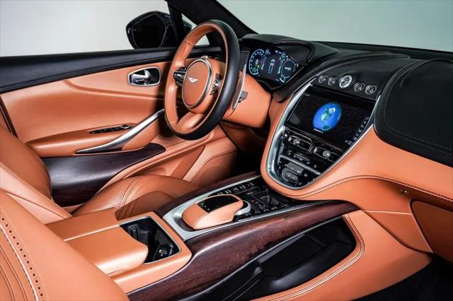 2021 Aston Martin DBX Standard