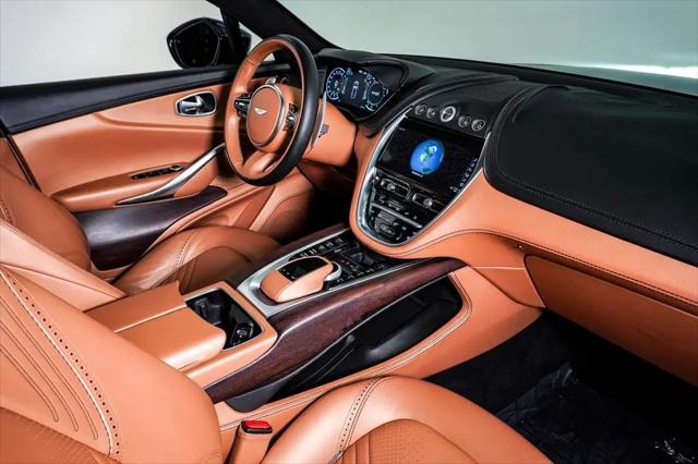 2021 Aston Martin DBX Standard