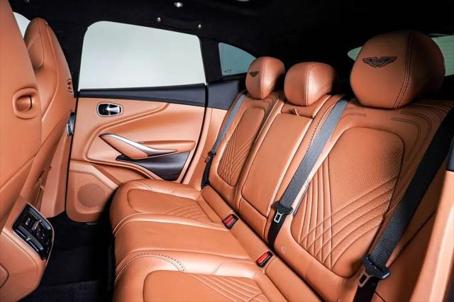 2021 Aston Martin DBX Standard