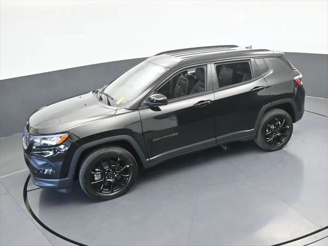 2026 Jeep Compass Latitude Altitude