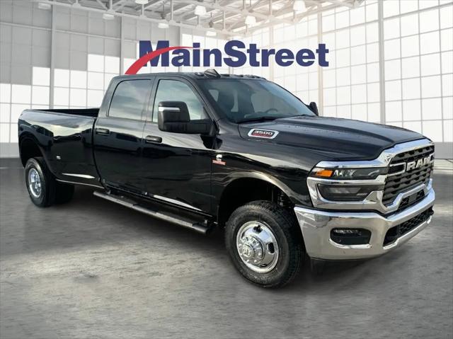 2026 Ram 3500 Tradesman Crew Cab 4x4 8' Box