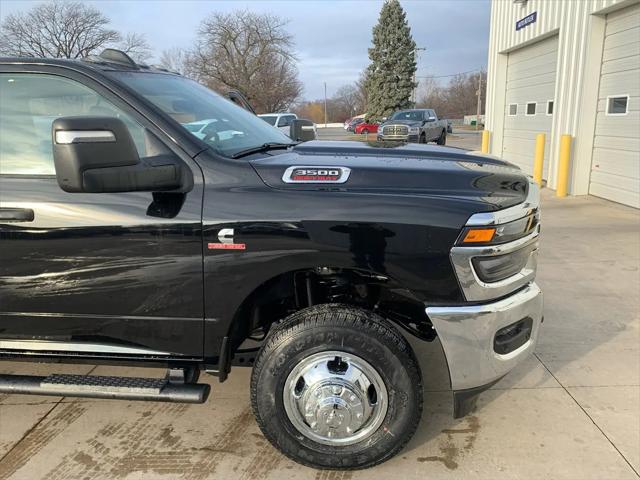 2026 Ram 3500 Tradesman Crew Cab 4x4 8' Box