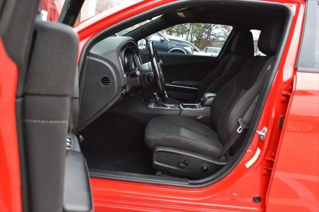 2020 Dodge Charger SXT RWD