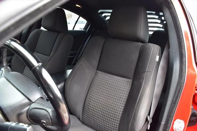 2020 Dodge Charger SXT RWD