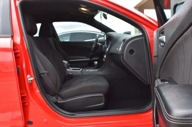 2020 Dodge Charger SXT RWD