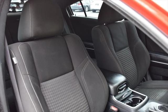 2020 Dodge Charger SXT RWD