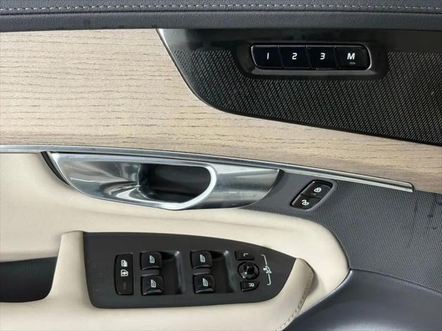 2026 Volvo XC90 Plus, B6 AWD Gas (mild hybrid), Gasoline, Bright, 7 Seats