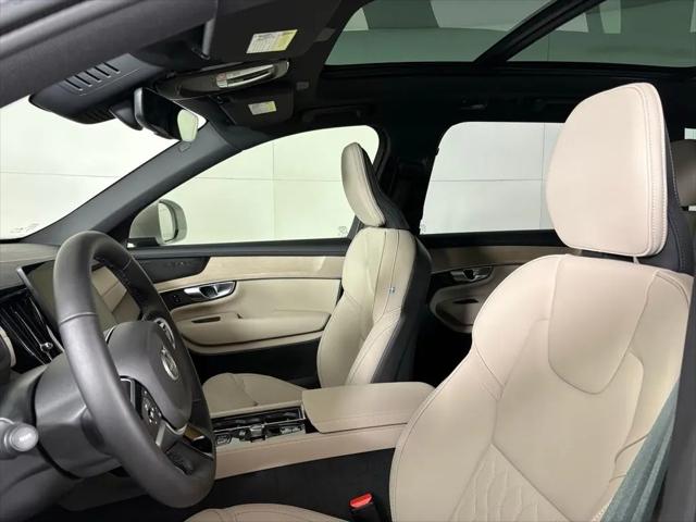 2026 Volvo XC90 Plus, B6 AWD Gas (mild hybrid), Gasoline, Bright, 7 Seats