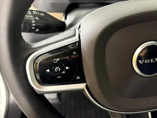 2026 Volvo XC90 Plus, B6 AWD Gas (mild hybrid), Gasoline, Bright, 7 Seats