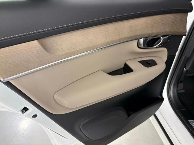 2026 Volvo XC90 Plus, B6 AWD Gas (mild hybrid), Gasoline, Bright, 7 Seats
