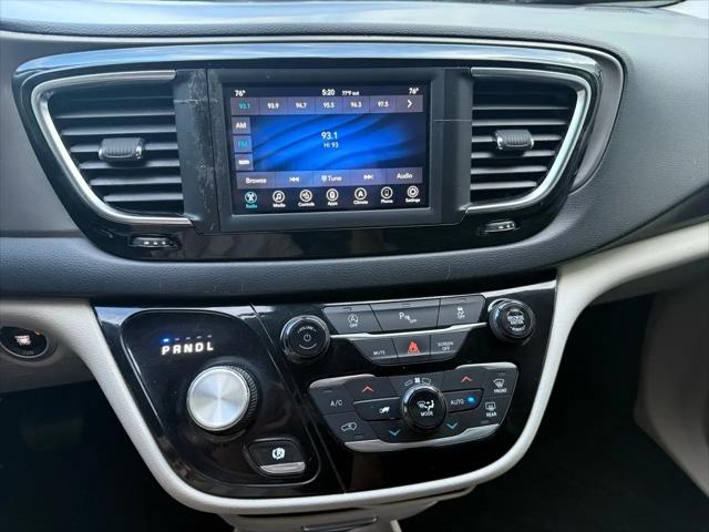 2020 Chrysler Pacifica Touring L