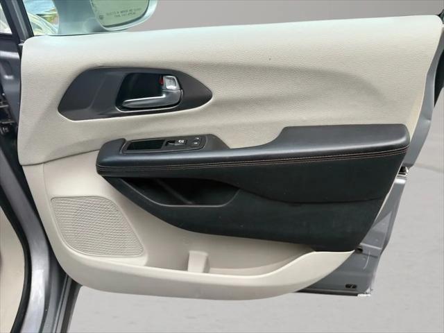 2020 Chrysler Pacifica Touring L