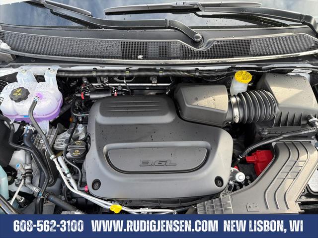 2026 Chrysler Pacifica Select AWD