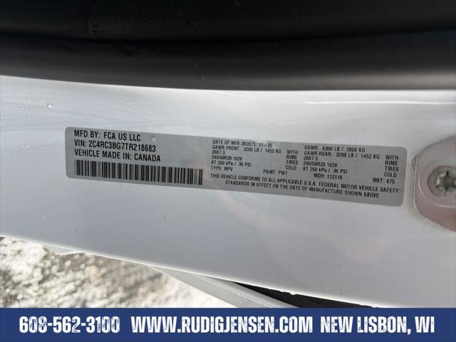 2026 Chrysler Pacifica Select AWD