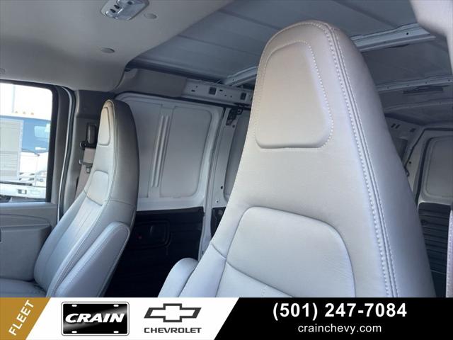 2025 Chevrolet Express Cargo Van RWD 2500 Regular Wheelbase WT