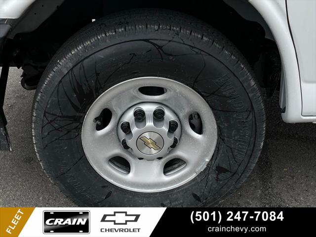 2025 Chevrolet Express Cargo Van RWD 2500 Regular Wheelbase WT