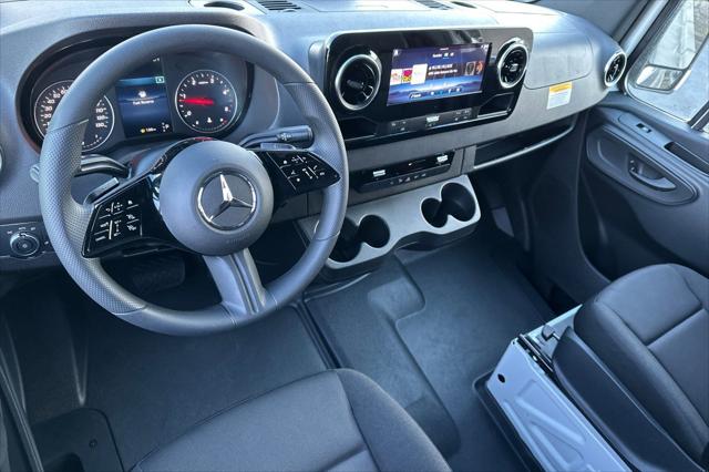 2026 Mercedes-Benz Sprinter 2500 Standard Roof 4-Cyl Diesel