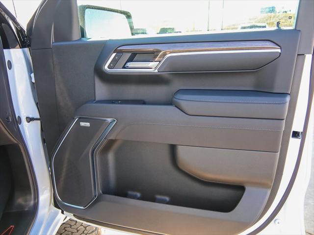 2026 Chevrolet Silverado 1500 4WD Crew Cab Short Bed RST