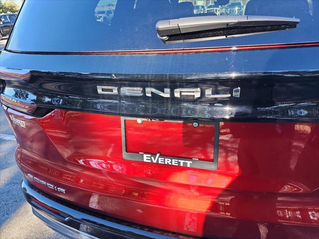 2026 GMC Acadia Denali FWD